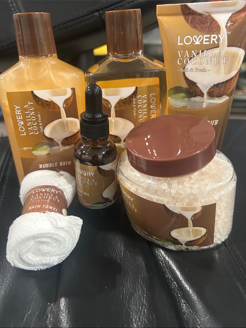 Lovery Vanilla Coconut Bath & Body Gift Set — Brown & White New. Sealed